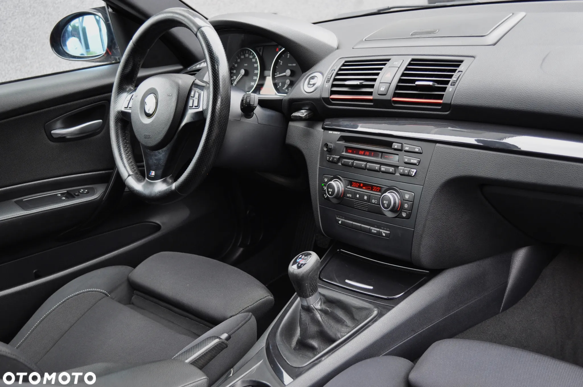 BMW Seria 1 118i Edition Sport - 14