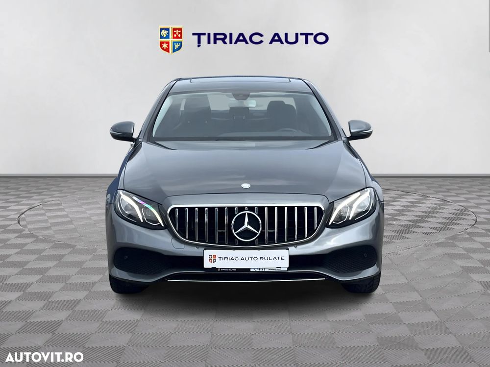 Mercedes-Benz E 200 4MATIC Aut. - 9