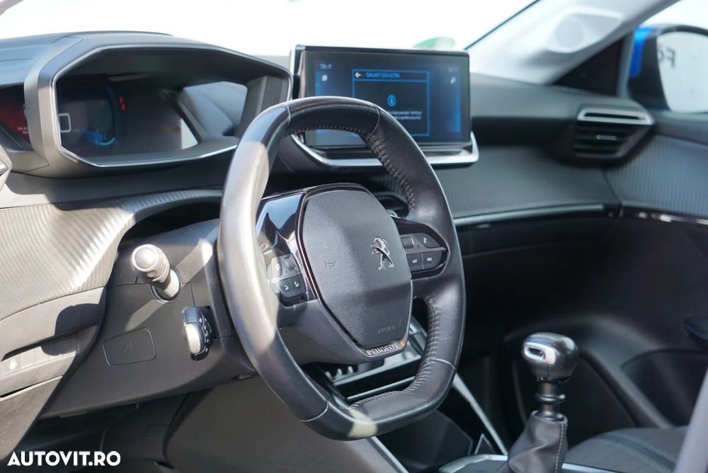 Peugeot 208 PureTech 100 Allure - 18