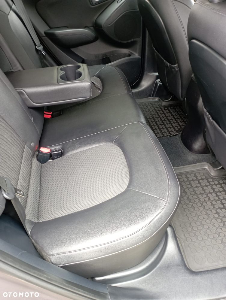 Hyundai ix35 1.6 GDI Comfort 2WD - 21