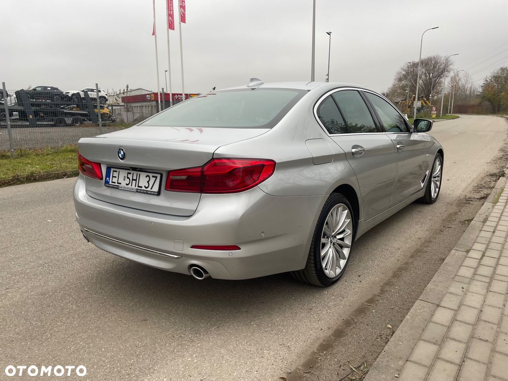 BMW Seria 5 520d Luxury Line - 3