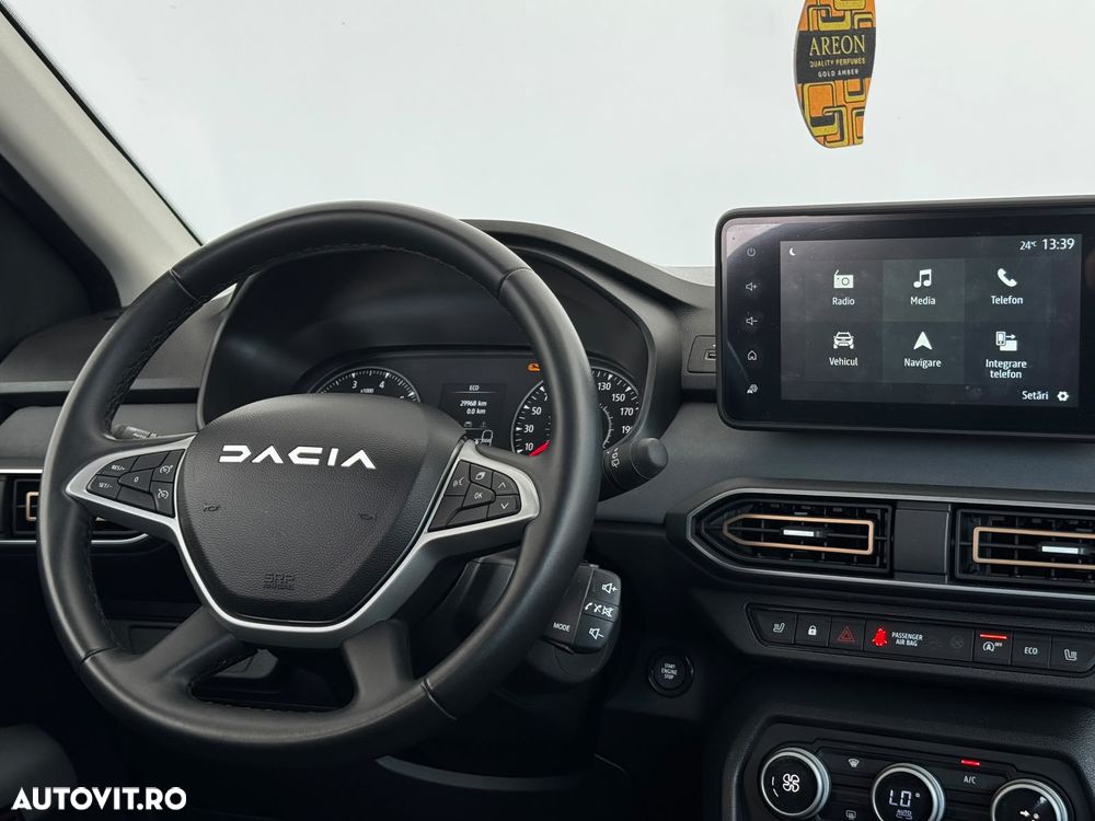 Dacia Sandero TCe 90 MT5 Journey - 13