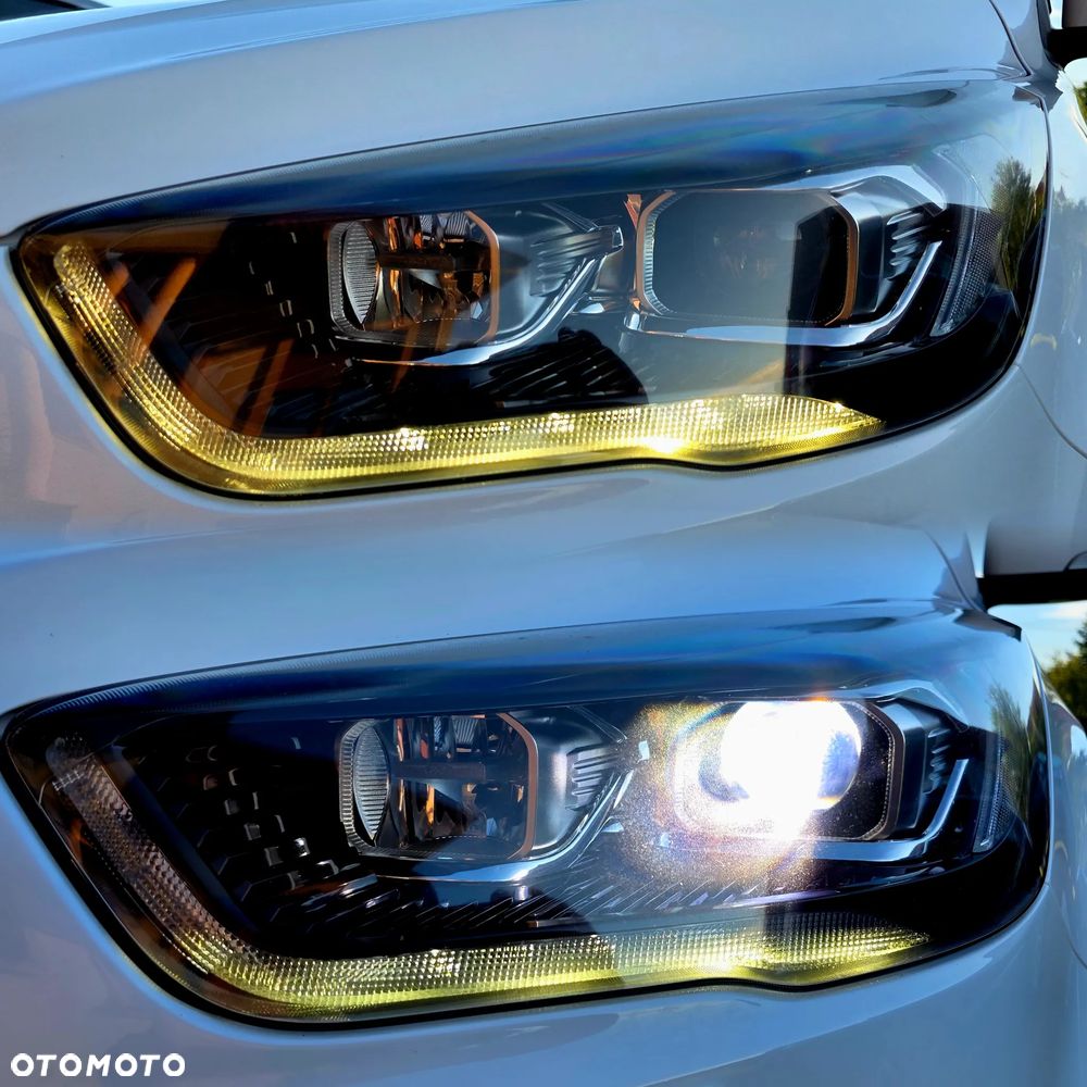 Ford Kuga 2.0 TDCi AWD ST-Line - 36