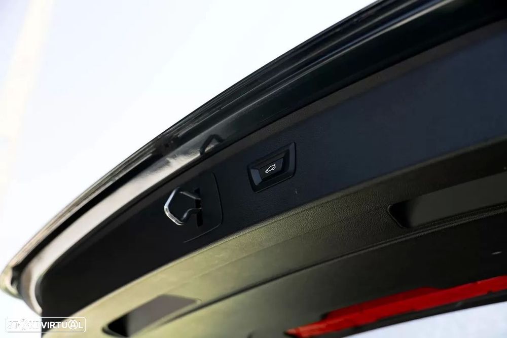 BMW 216 Active Tourer d Line Luxury - 33