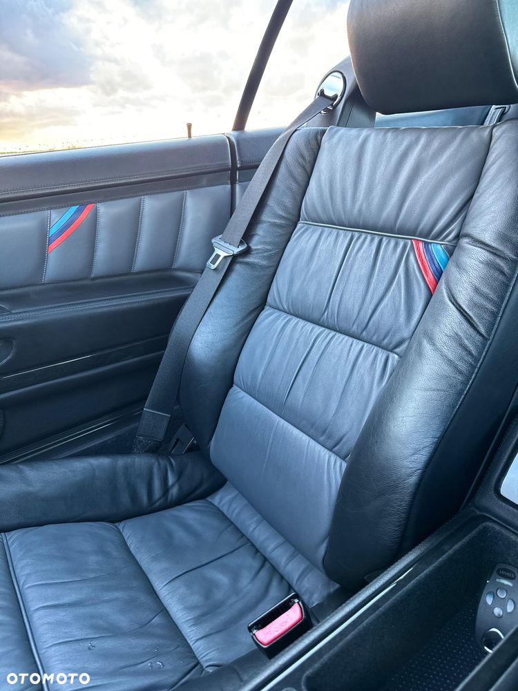 BMW Seria 8 - 19