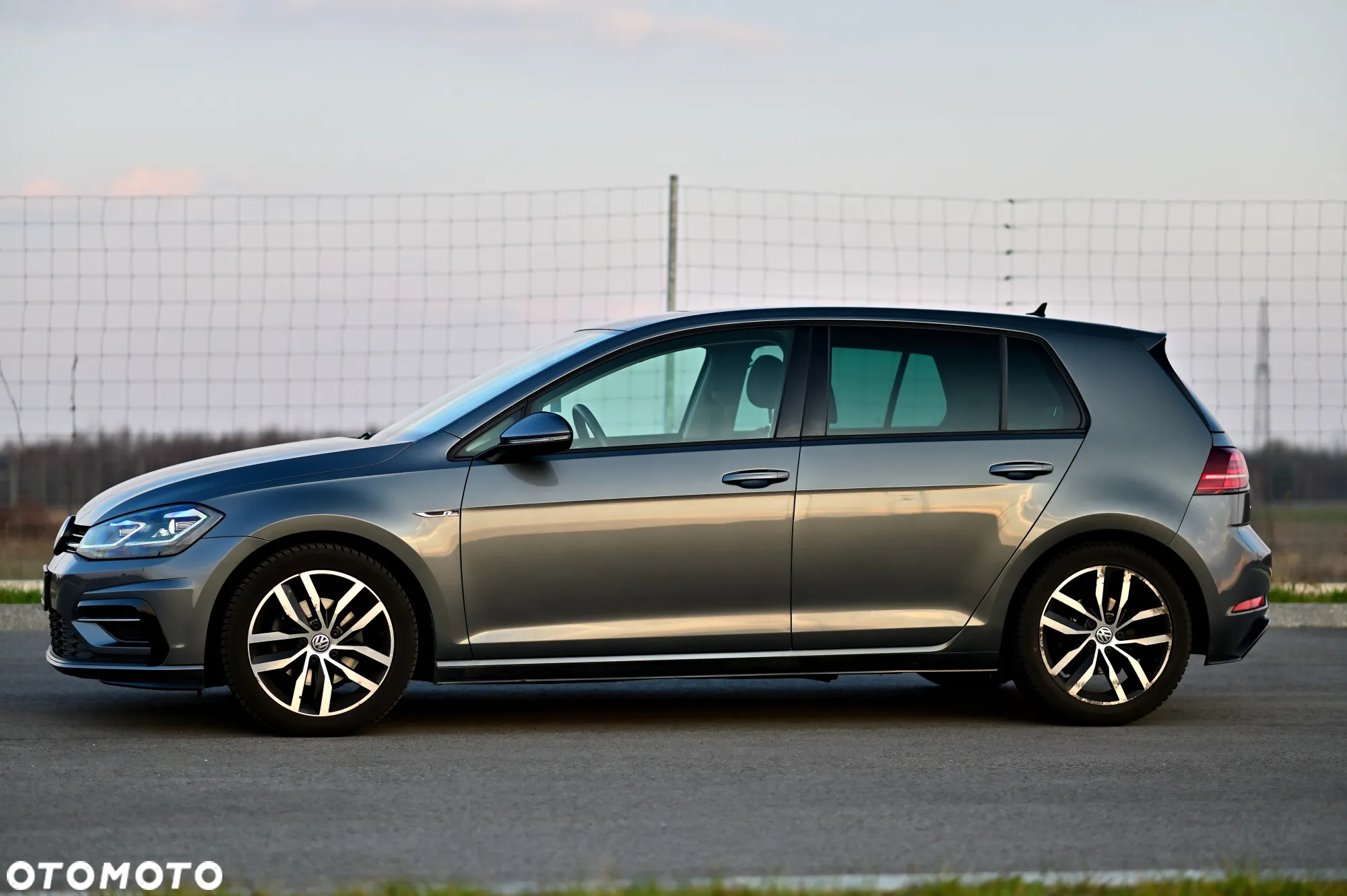 Volkswagen Golf Variant 1.5 TSI OPF R-Line - 9