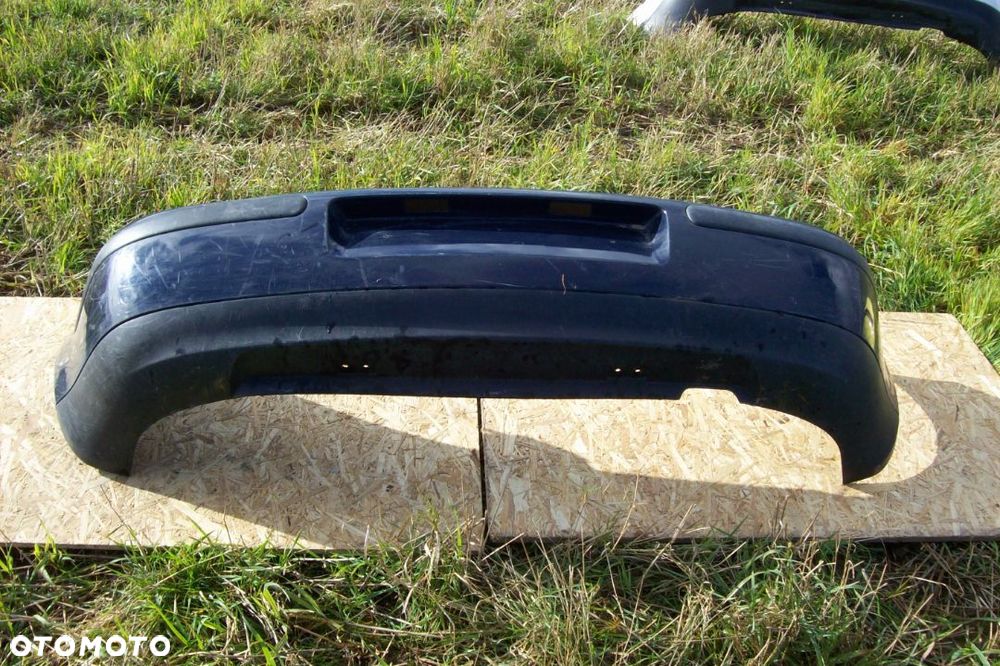 ZDERZAK TYLNY VW GOLF 4/HATCHBAK - 4