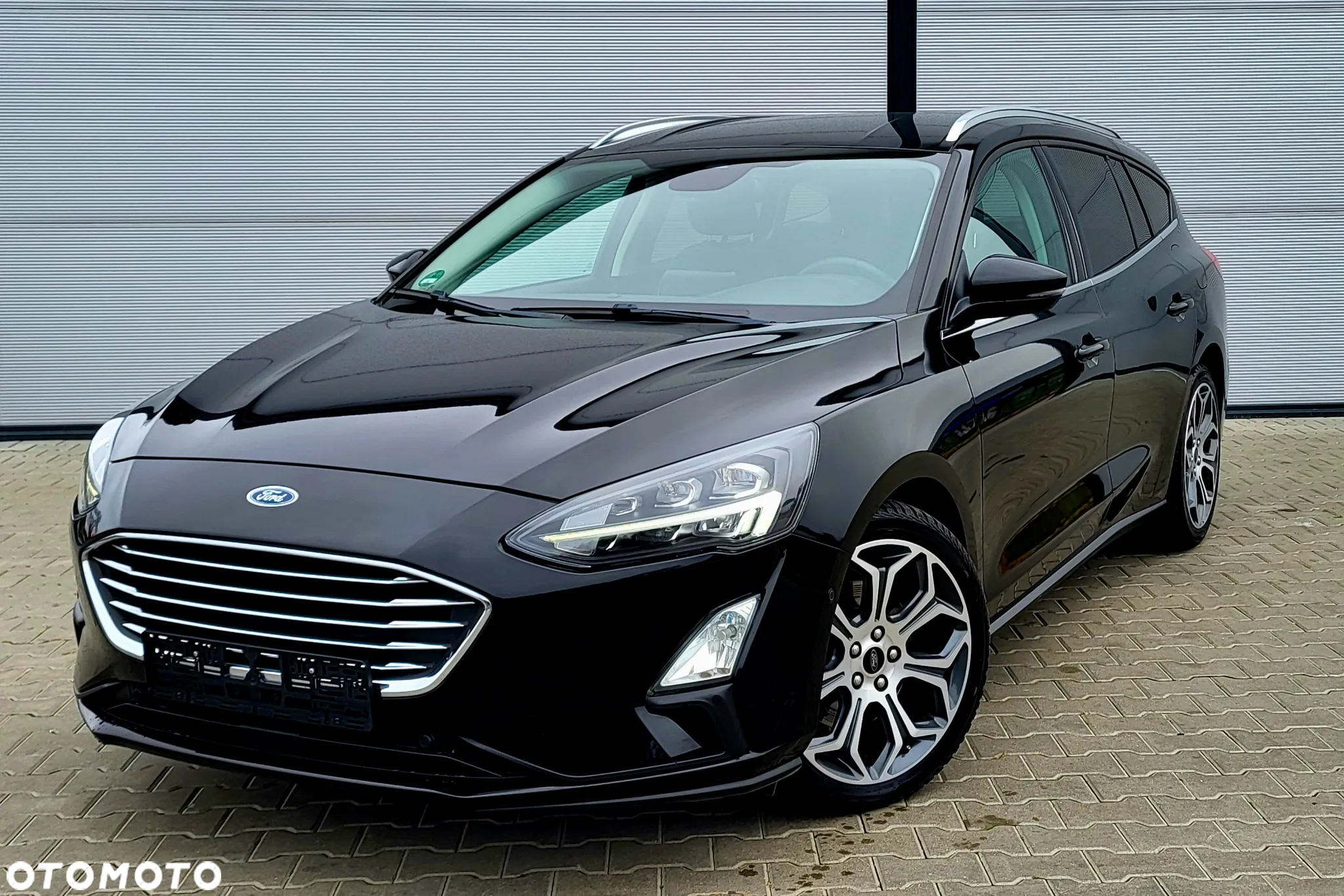 Ford Focus 1.0 EcoBoost Titanium Business - 12