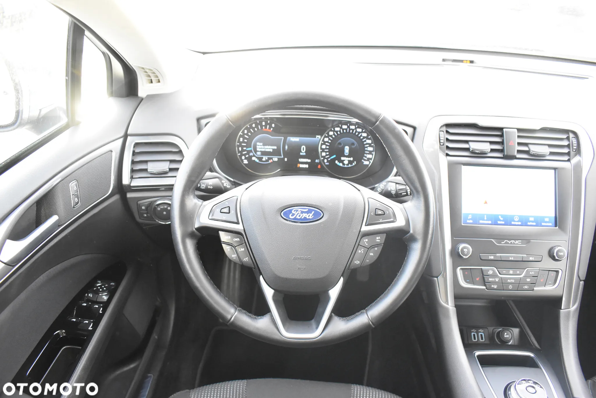 Ford Mondeo 2.0 EcoBlue Executive Plus - 21