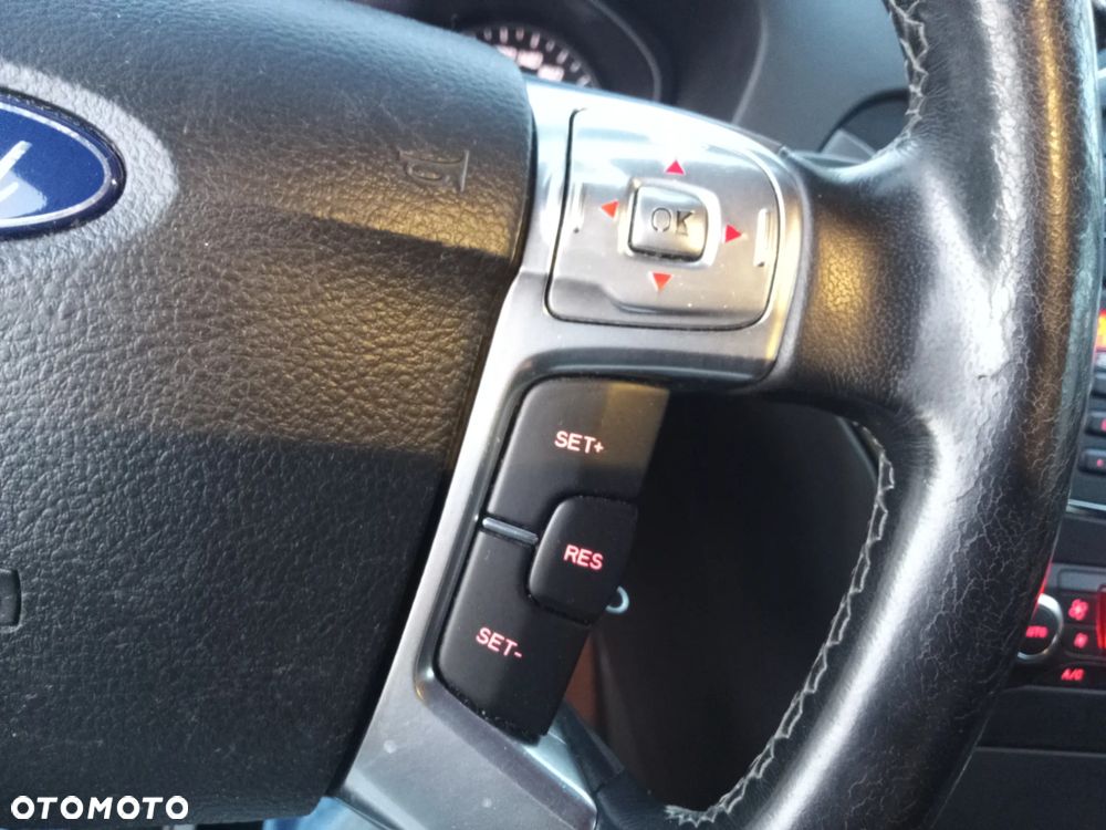 Ford Mondeo 2.0 Titanium - 26