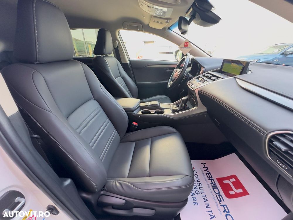 Lexus Seria NX 300h AWD Executive Plus - 23
