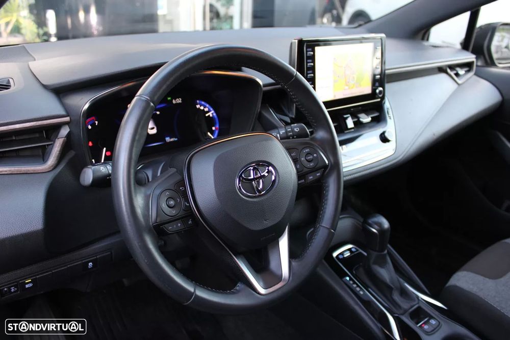 Toyota Corolla 1.8 Hybrid Exclusive - 10