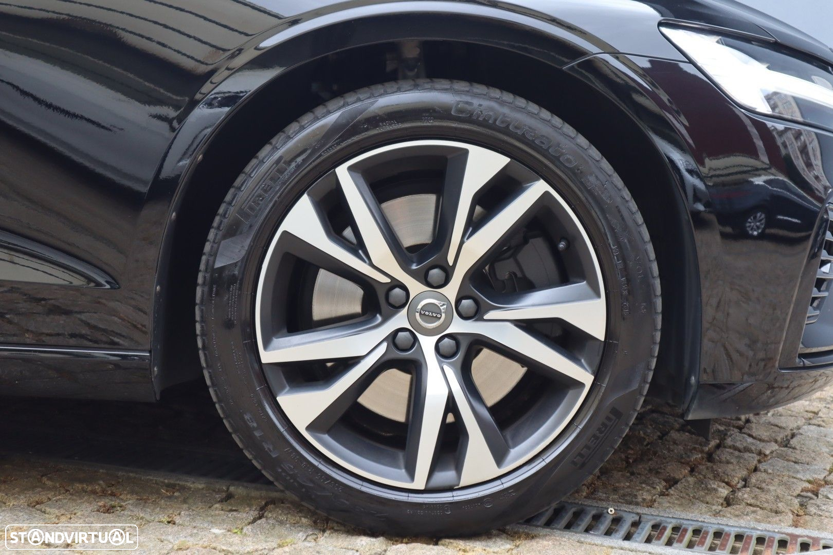 Volvo S60 2.0 T8 PHEV R-Design AWD - 7