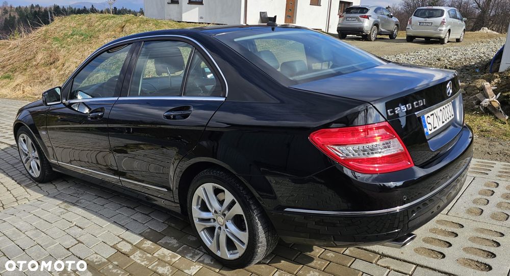 Mercedes-Benz Klasa C 250 CDI BlueEff Classic 4-Matic - 10