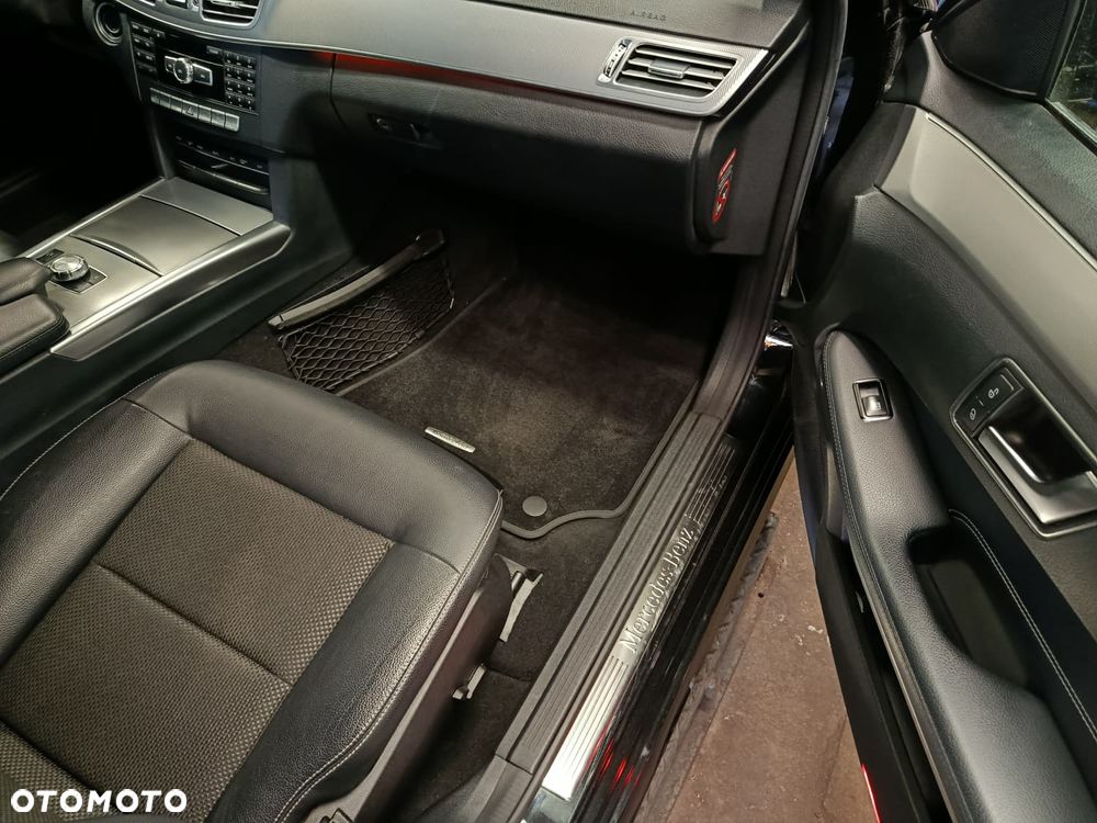 Mercedes-Benz Klasa E 200 CDI DPF BlueEFFICIENCY Automatik Avantgarde - 18