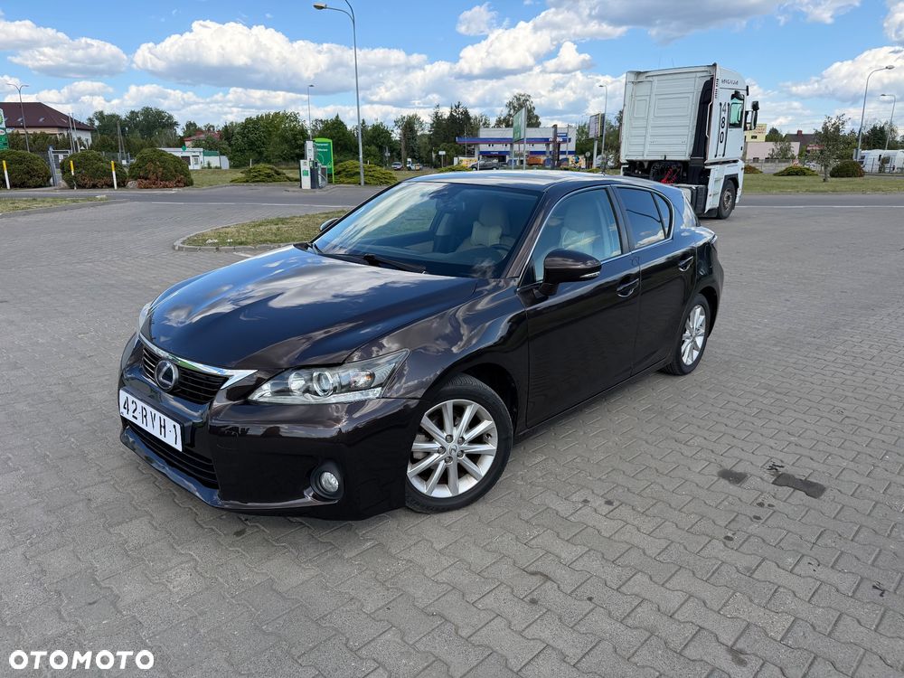 Lexus CT 200h Prestige - 1