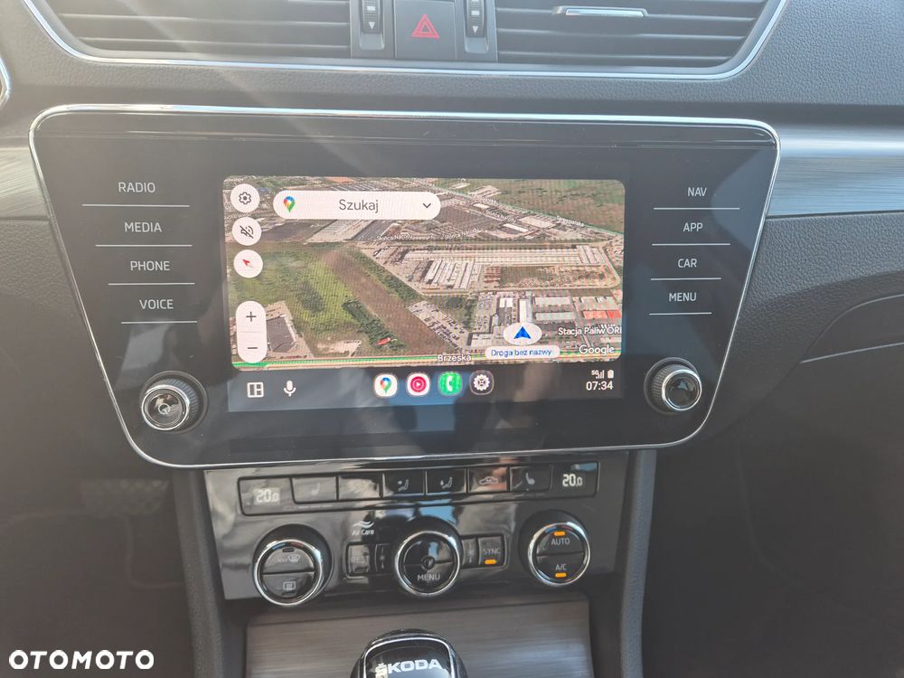 Skoda Superb 2.0 TSI Style DSG - 12