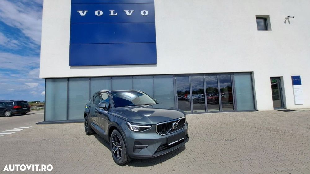Volvo XC 40 B3 AT FWD MHEV Core - 2