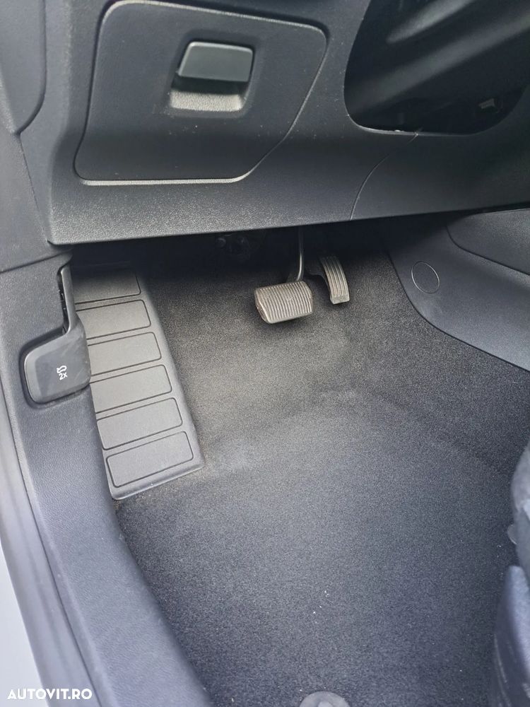 Ford Focus 1.5 EcoBlue Titanium - 27