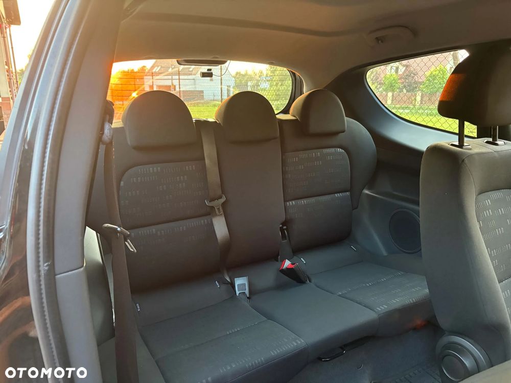 Mitsubishi Colt 1.3 Inform - 16