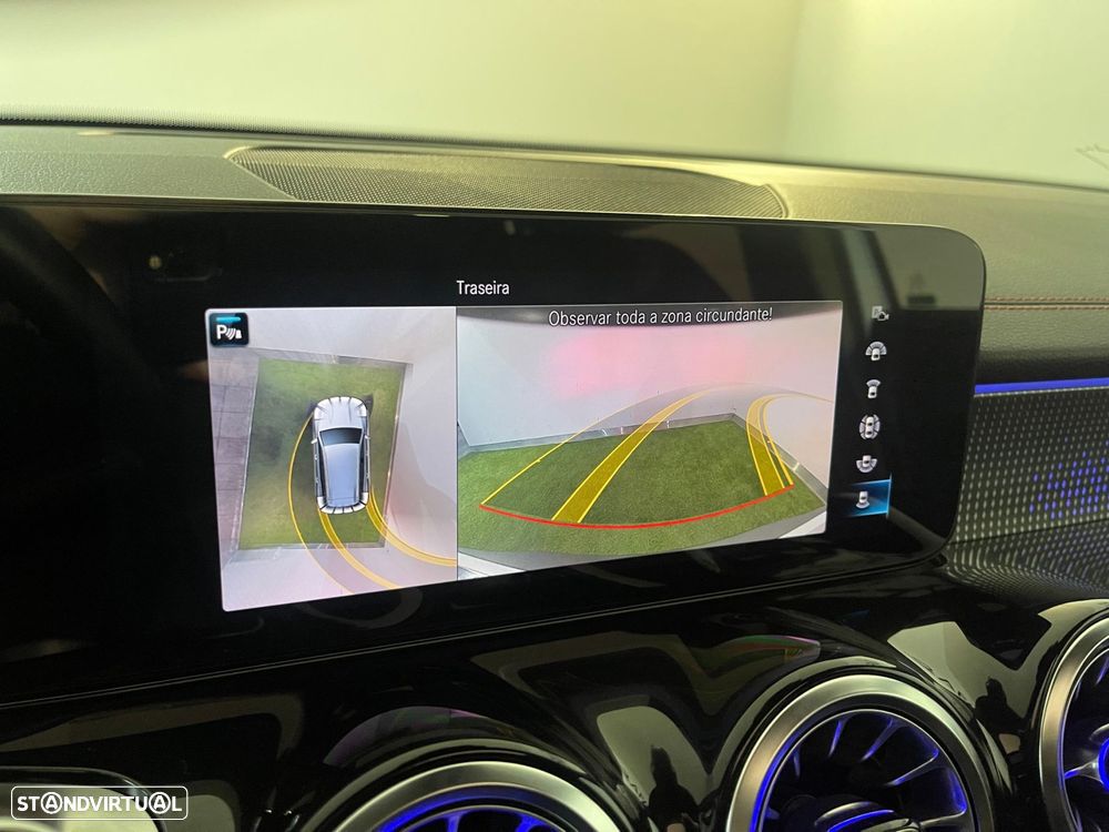 Mercedes-Benz EQB - 27