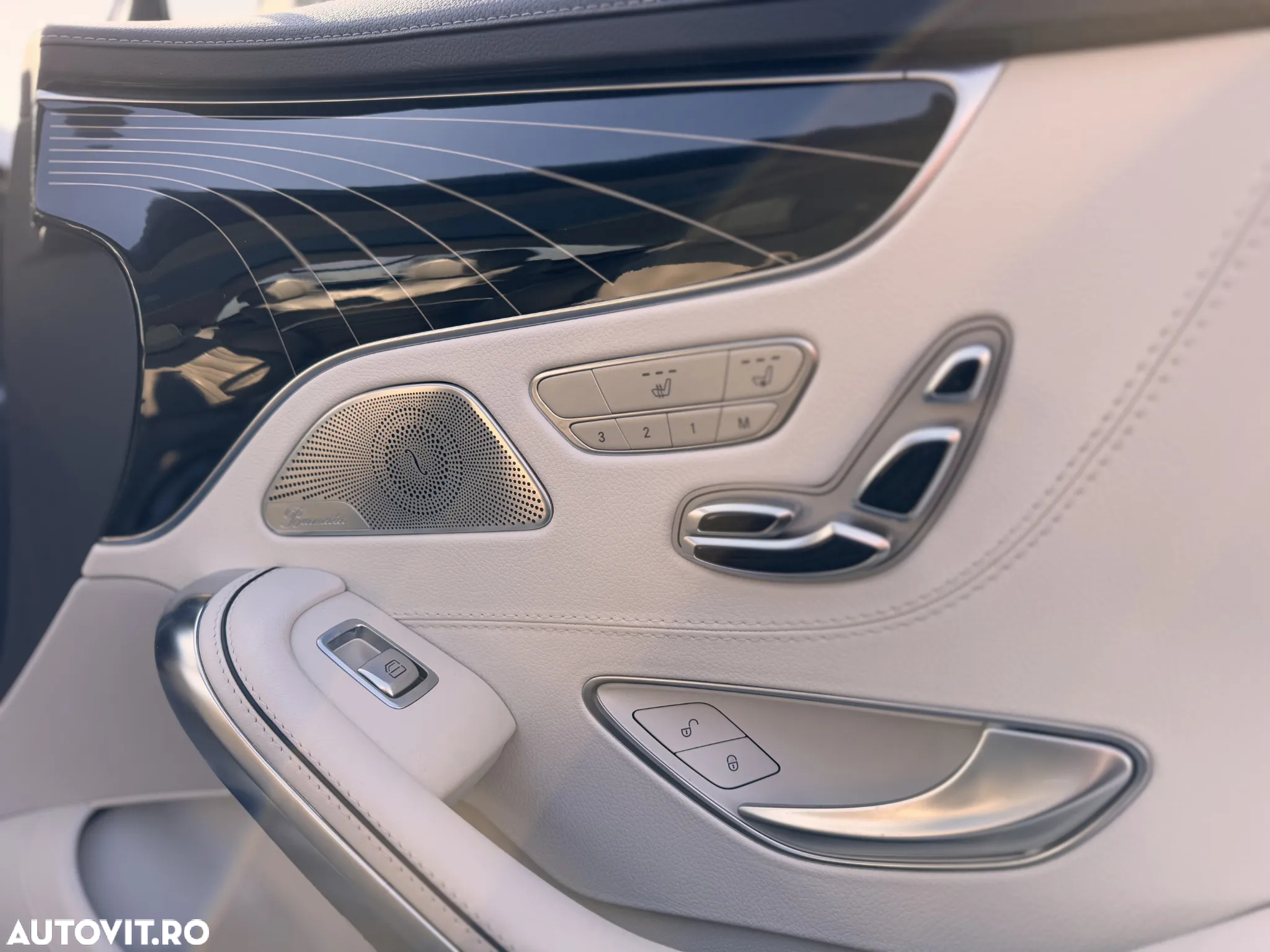 Mercedes-Benz S 500 4MATIC Coupe Aut - 30