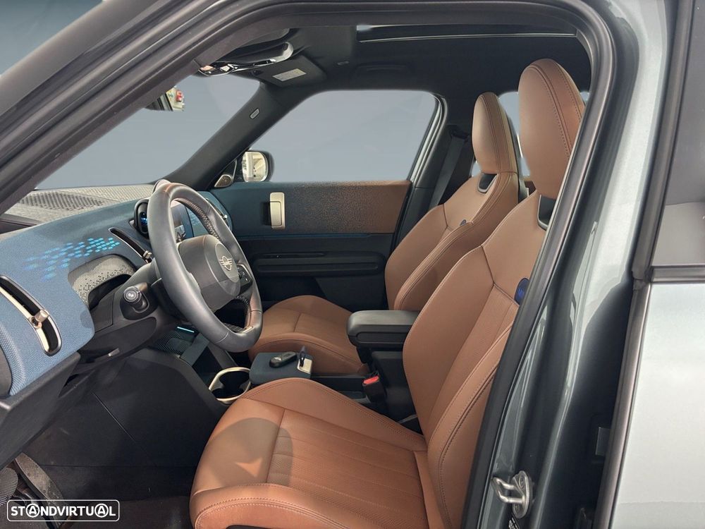 MINI Countryman SE Favoured L - 11