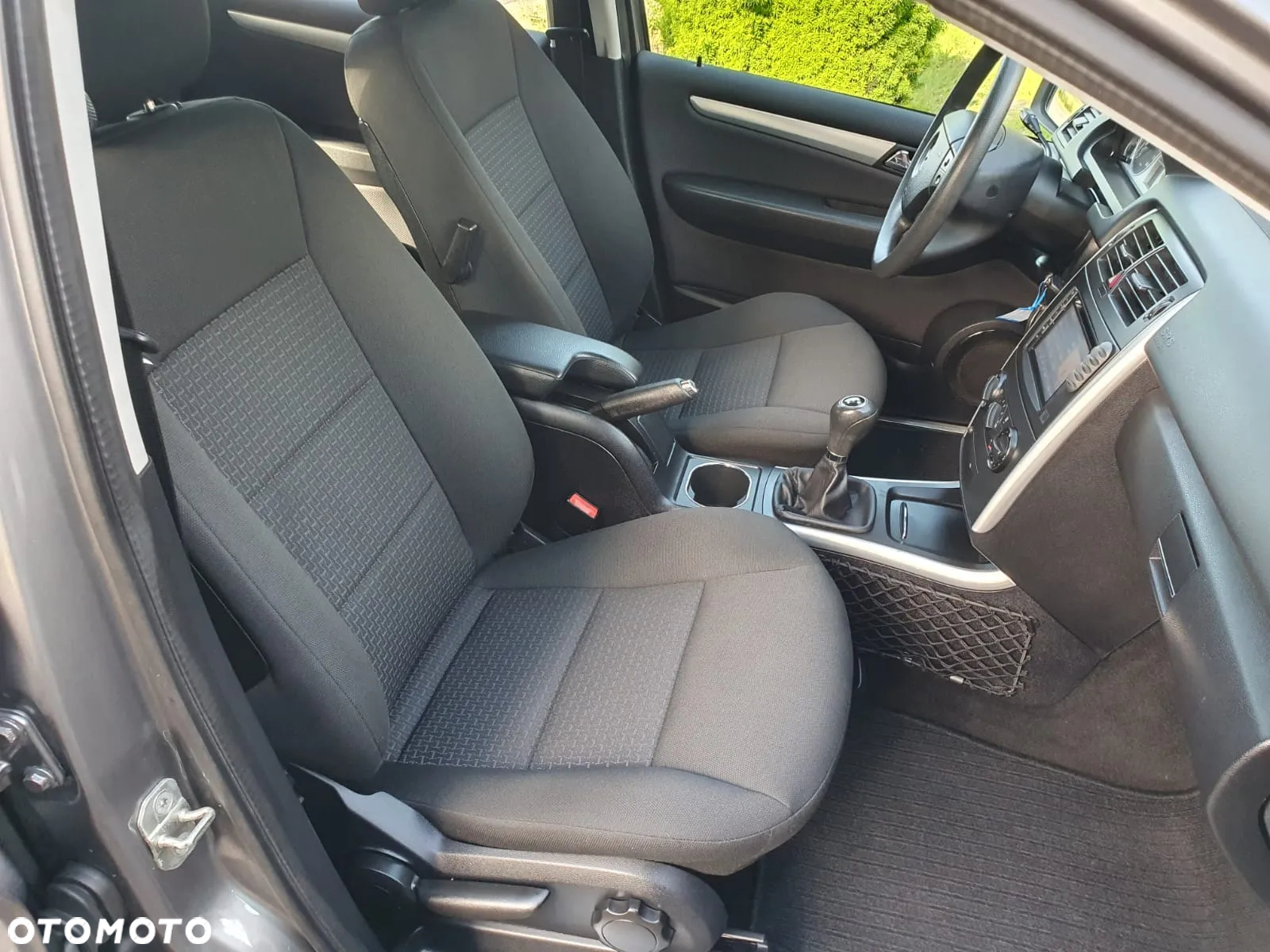 Mercedes-Benz Klasa B 150 BlueEffICIENCY - 27
