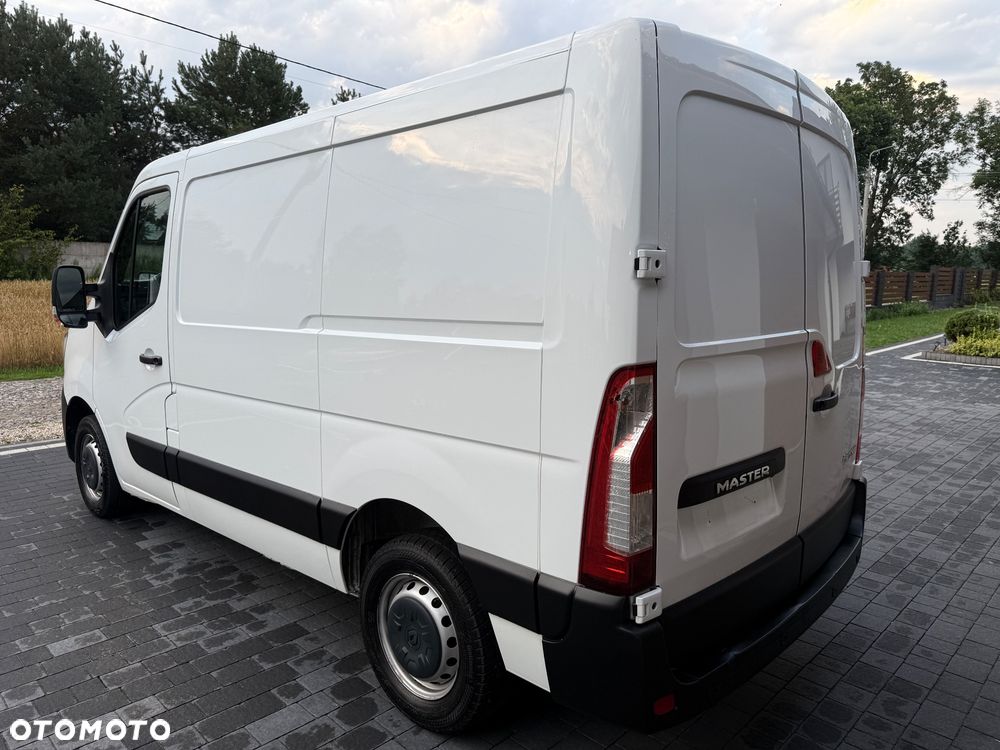 Renault Master - 15
