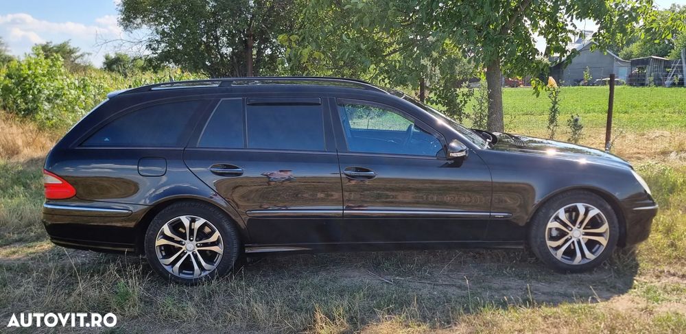 Mercedes-Benz E - 27