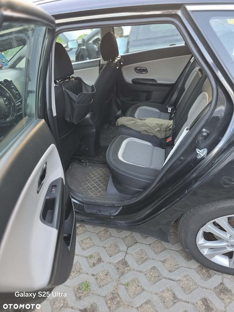 Kia Ceed - 7
