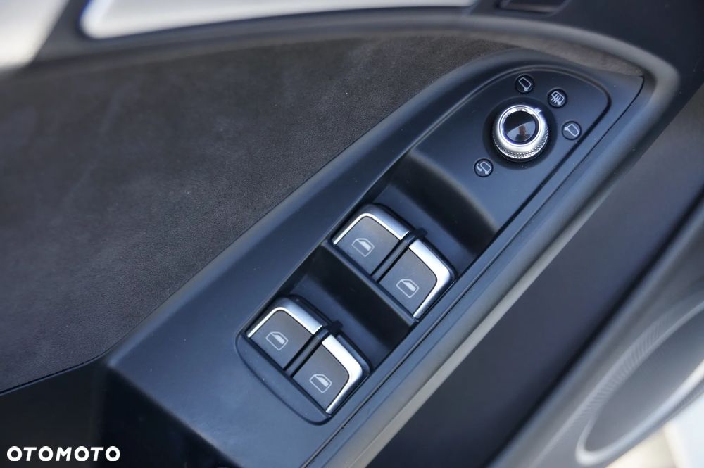 Audi A5 Cabrio 2.0 TDI DPF multitronic - 27