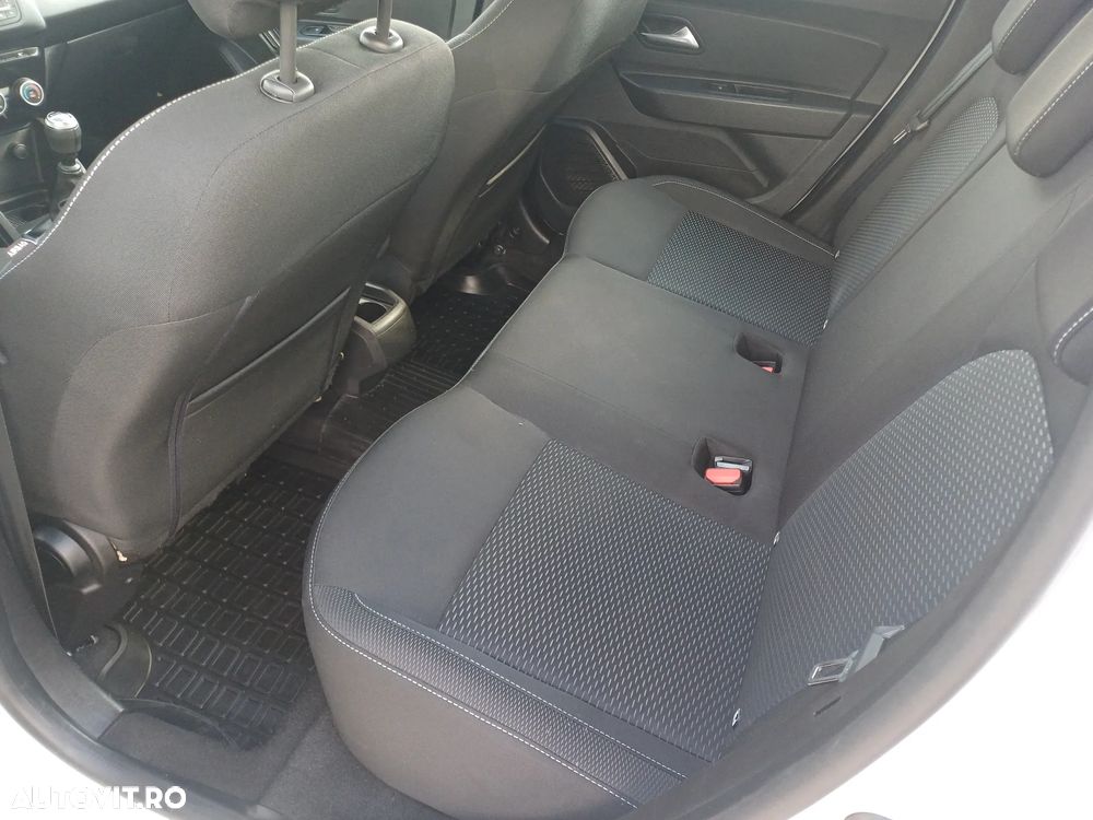 Dacia Duster 1.5 Blue dCi 4WD Comfort - 12