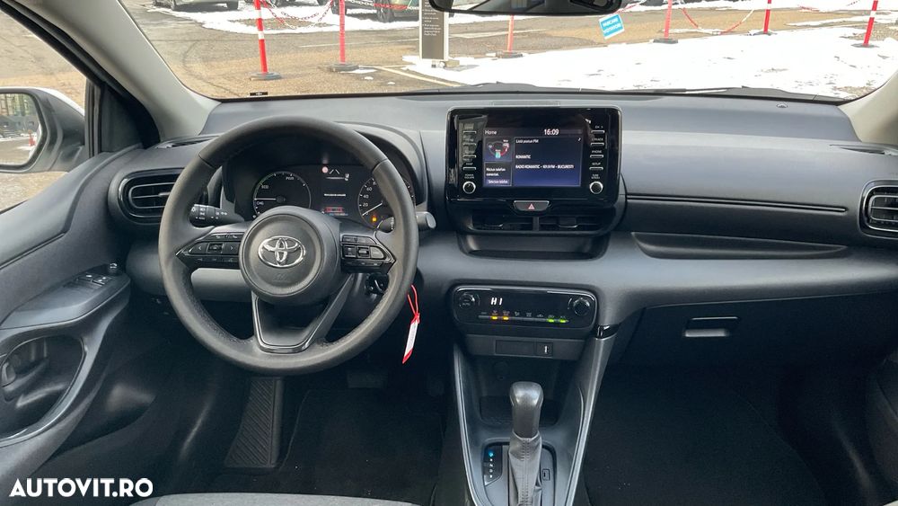 Toyota Yaris 1.5 VVT-i HSD Eco - 14