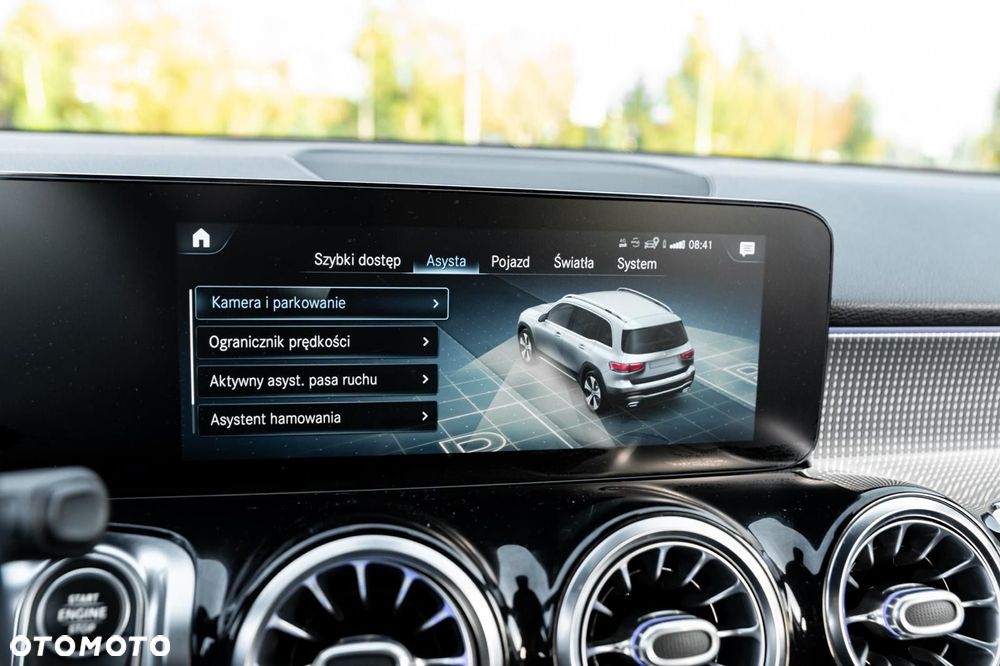 Mercedes-Benz GLB 220 d Progressive 8G-DCT - 28