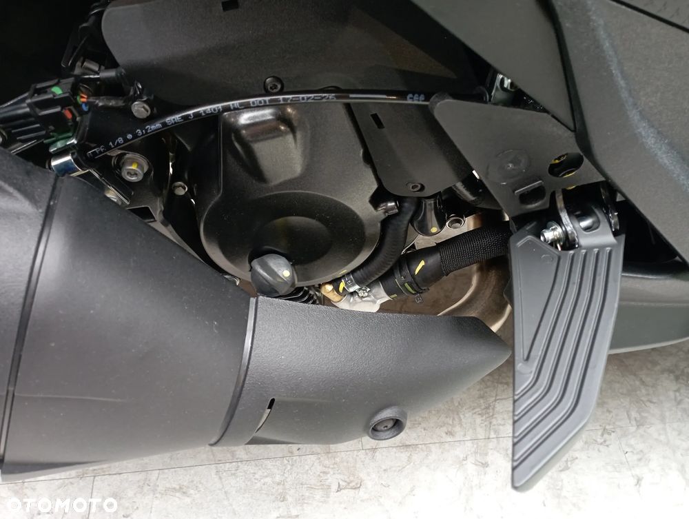 Aprilia SR - 15