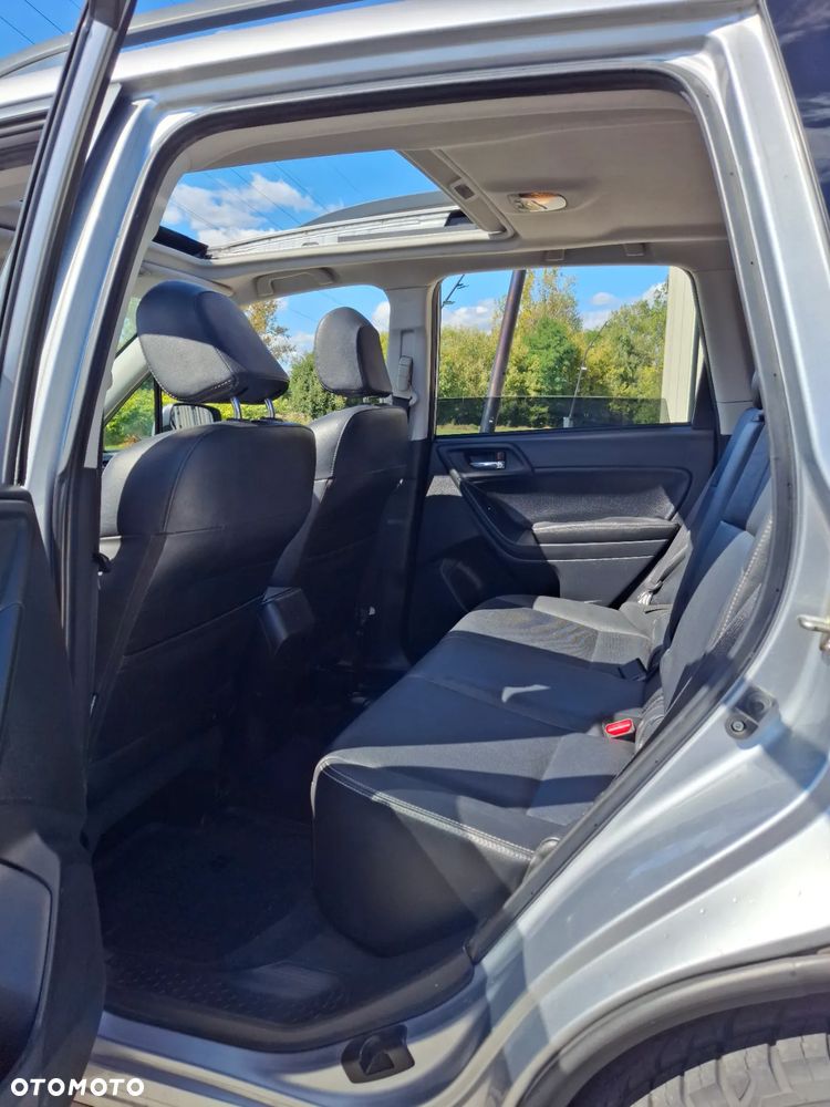 Subaru Forester 2.5 X Limited - 11