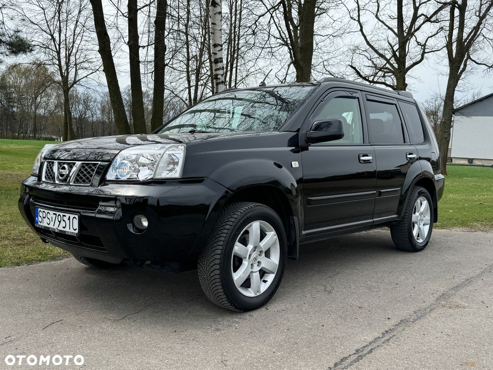 Nissan X-Trail 2.2 dCi 4x4 Elegance - 1