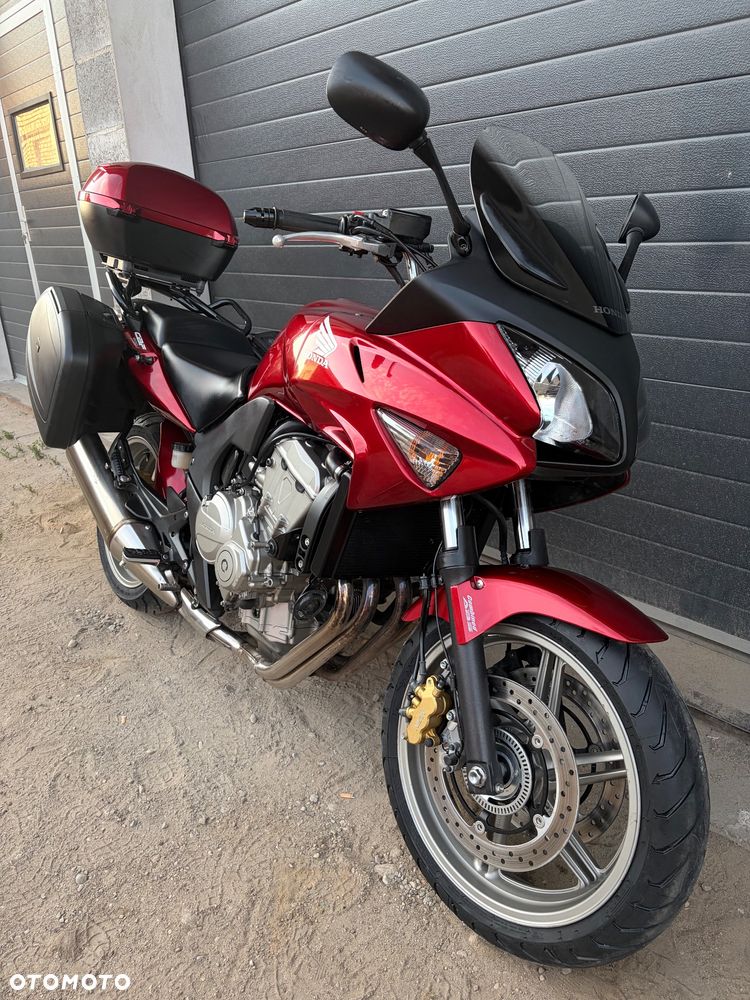 Honda CBF - 1