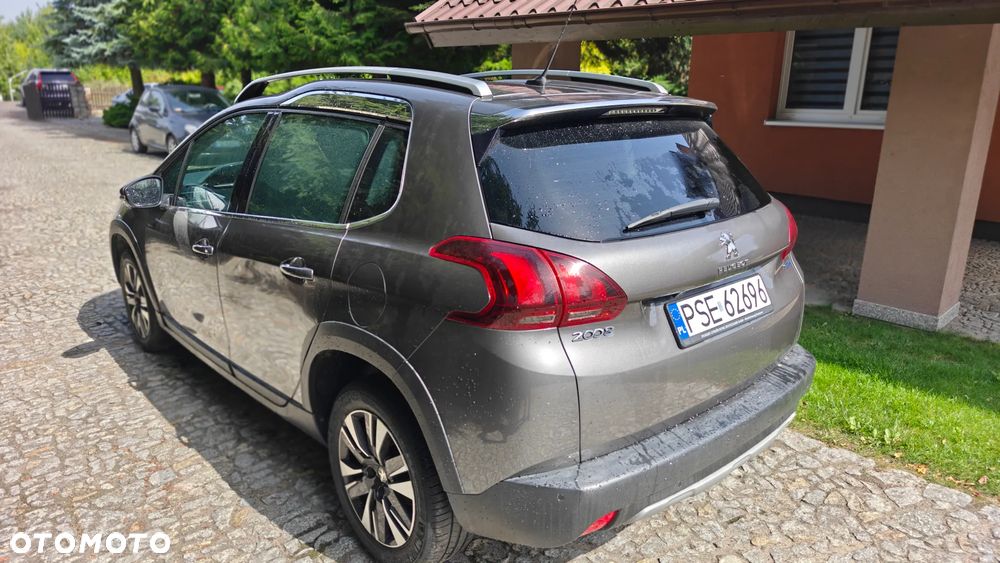 Peugeot 2008 1.6 BlueHDi Allure - 4