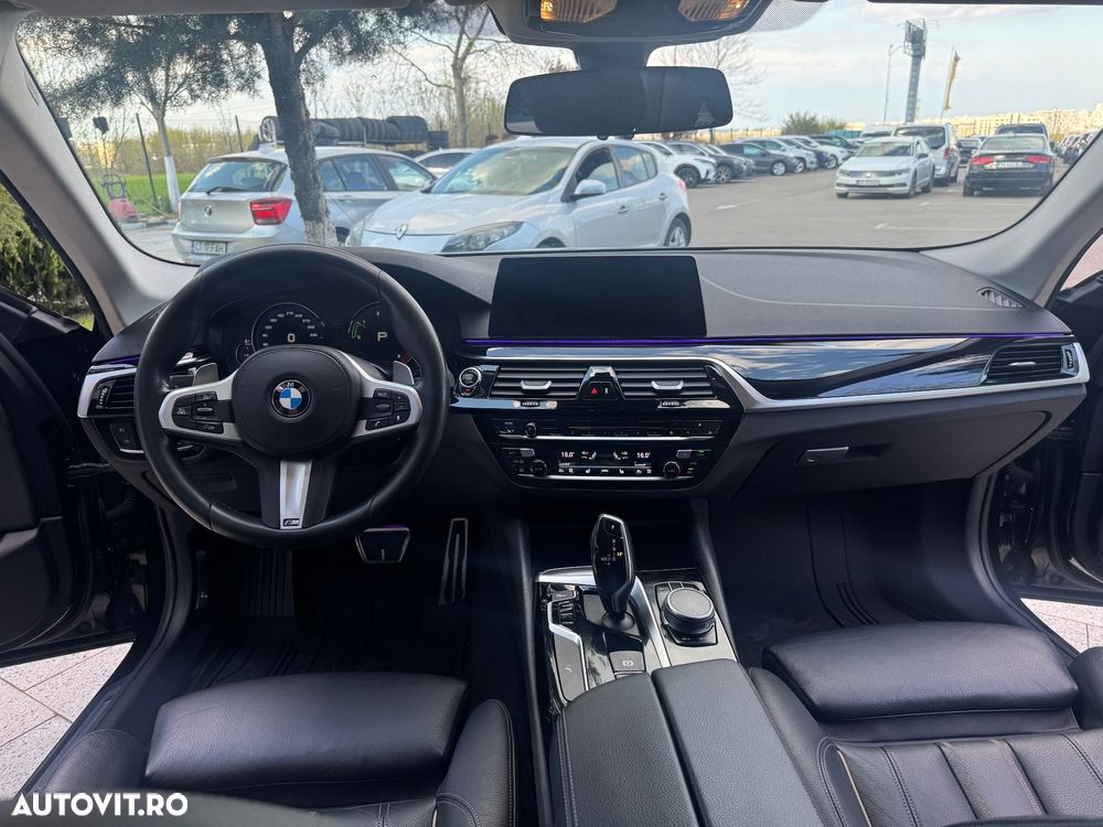 BMW Seria 5 520d Aut. - 25