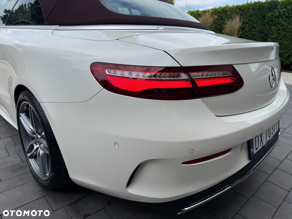 Mercedes-Benz Klasa E 400 4-Matic 9G-TRONIC - 28