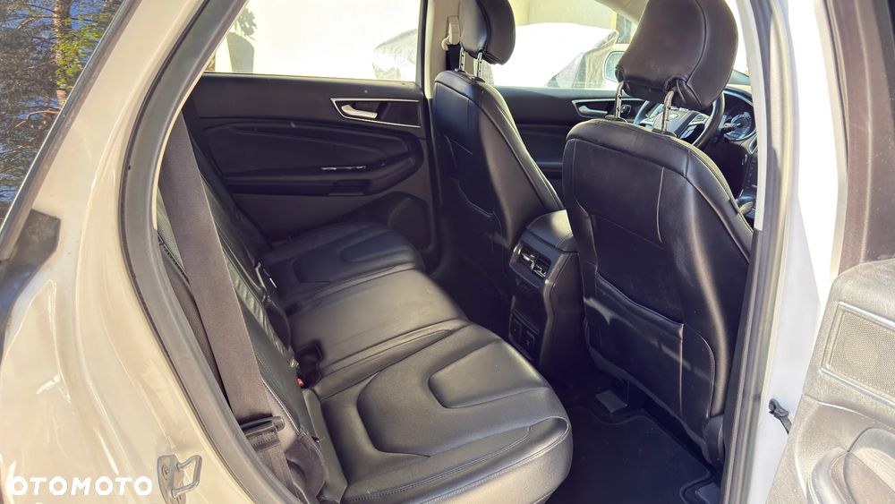 Ford Edge - 12