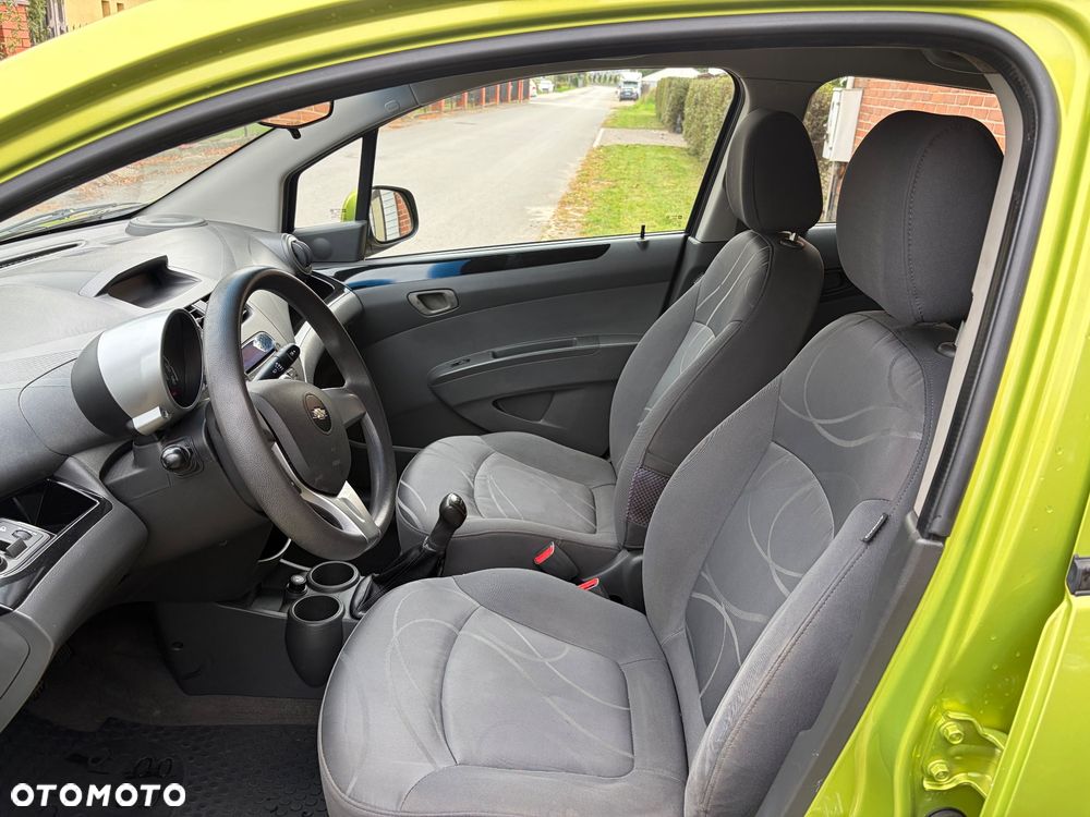 Chevrolet Spark - 20