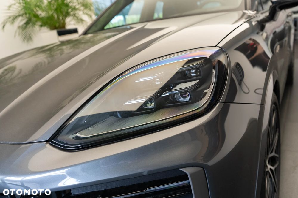 Porsche Cayenne - 34