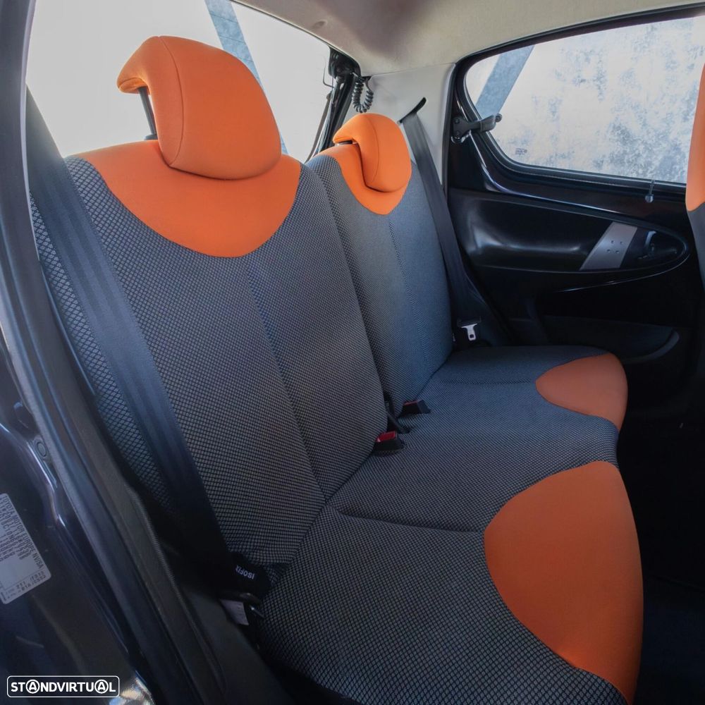 Toyota Aygo 1.0 Orange Edition - 9