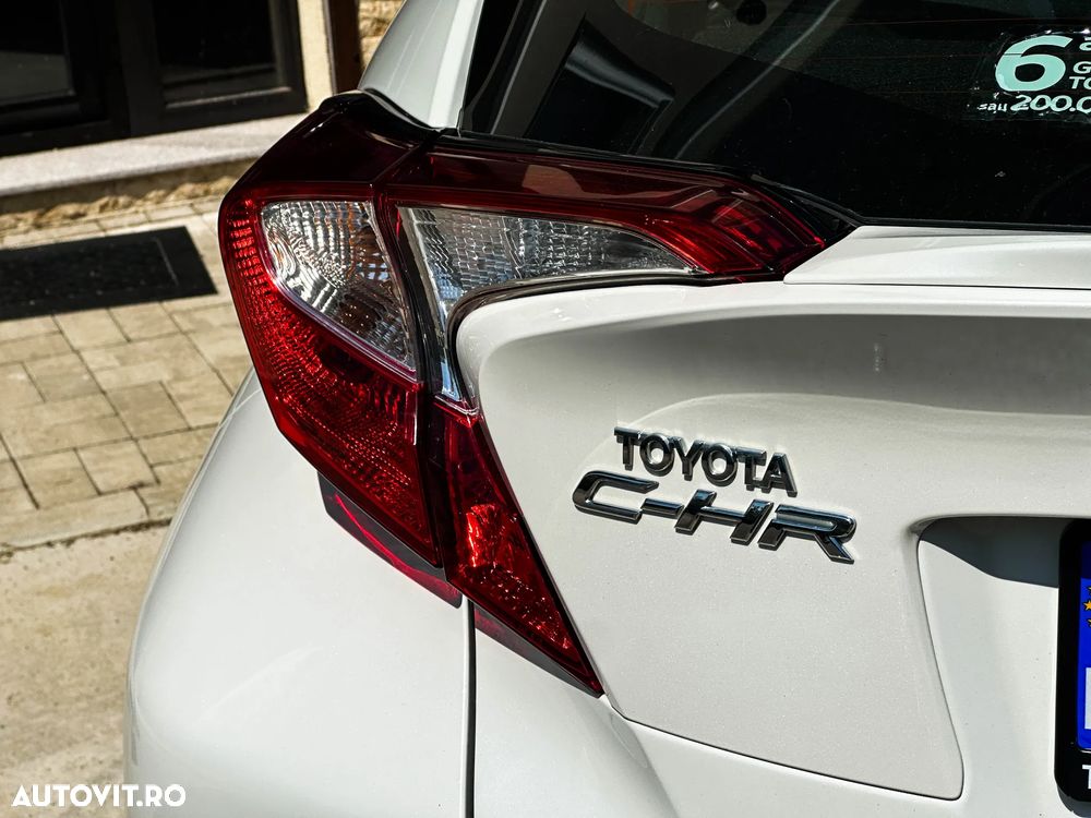 Toyota C-HR 1.8 HSD 4x2 CVT C-ult - 9