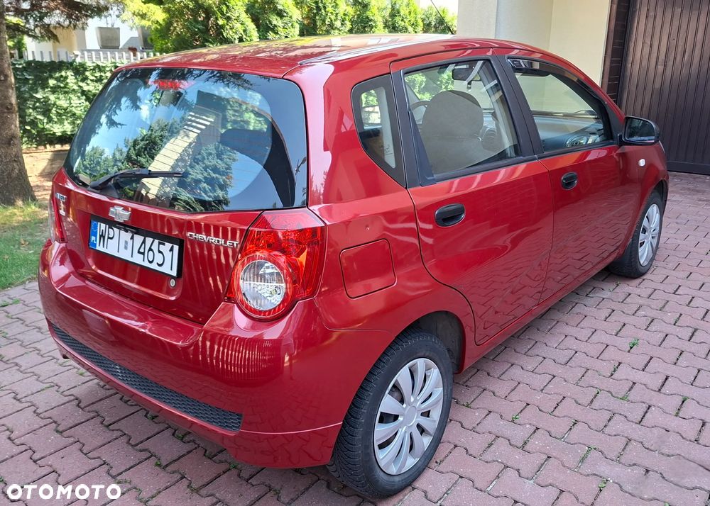 Chevrolet Aveo - 11