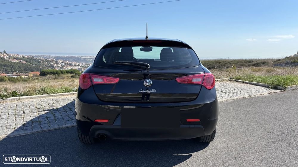 Alfa Romeo Giulietta 1.4 TB Distinctive - 4