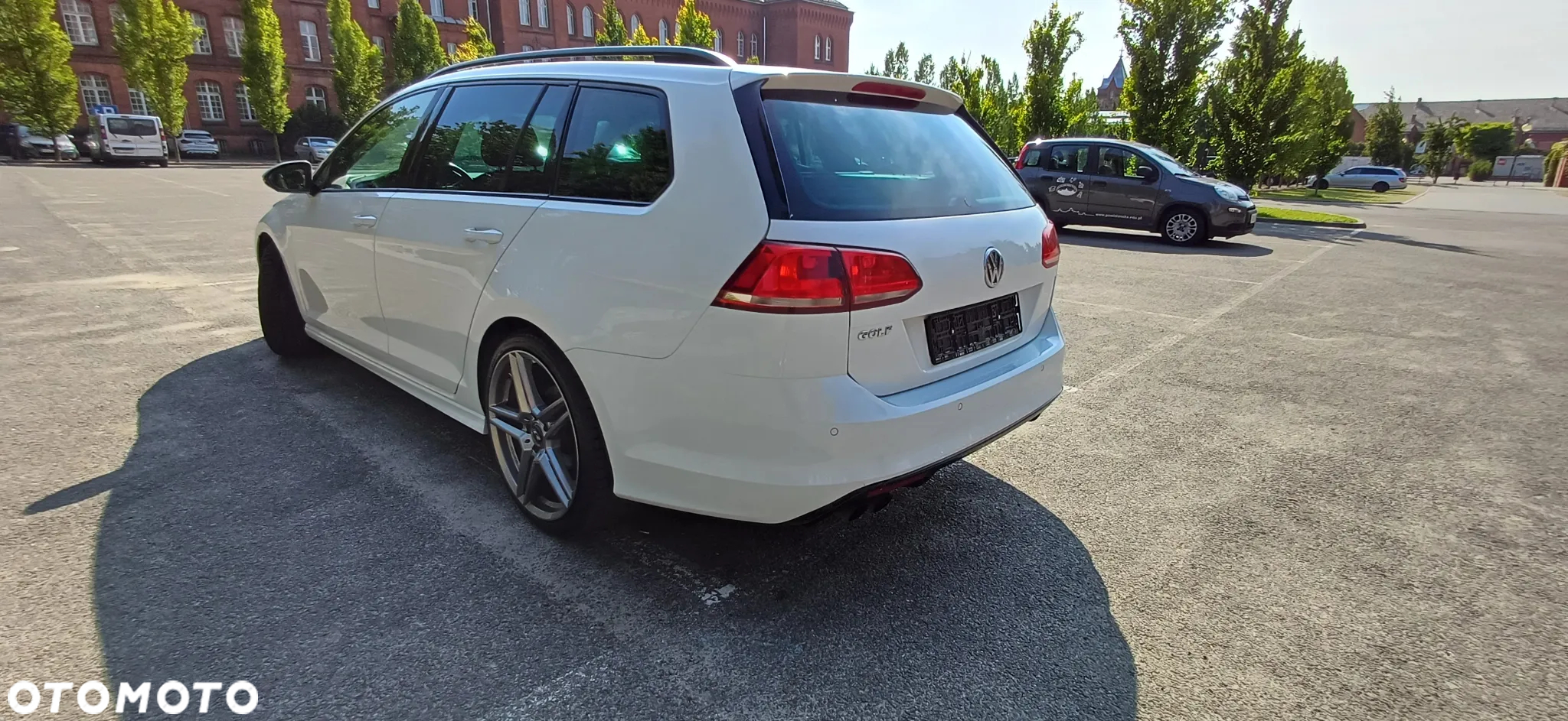 Volkswagen Golf - 20